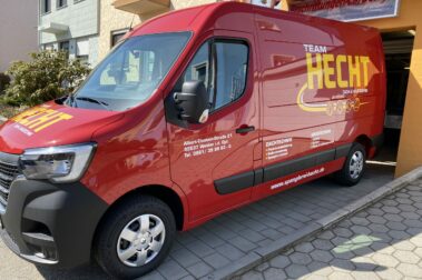 Beklebung Firmenauto Transporter