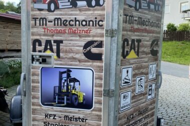 Anhänger Folie Beklebug Druck Aufkleber